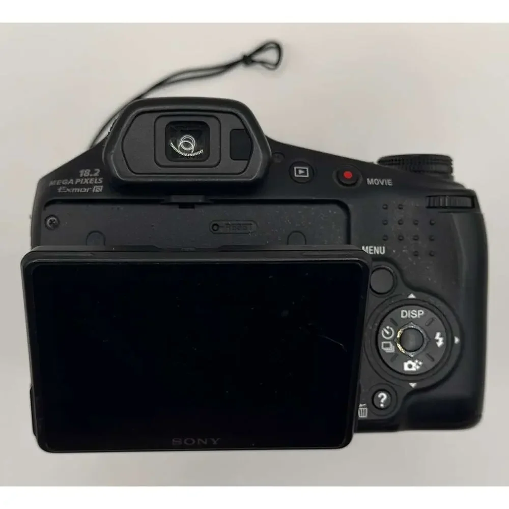 Sony Cyber-shot DSC-HX200V 18.2MP Bridge Camera 30x Zoom Zeiss Lens GPS Zeiss